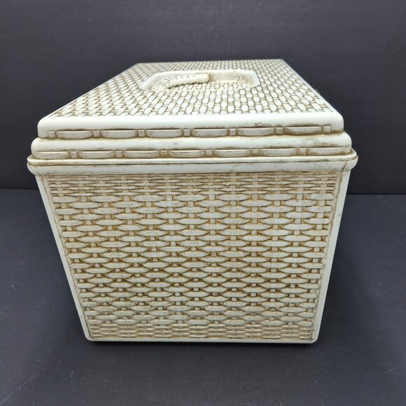 Wilson WIL-HOLD Plastic Wicker Basket Weave Sewing Box & Accessories Made in USA - Picture 4 of 16